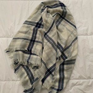 Large plaid blanket scarf